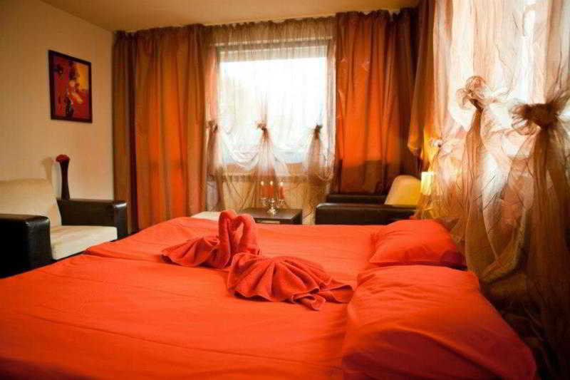 Alexander Hotel Banya  Extérieur photo